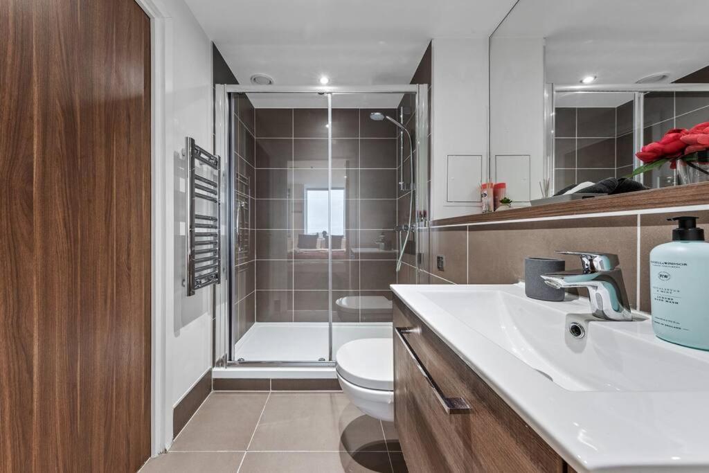 One Bedroom Flat In London Bp36 Londres Exterior foto